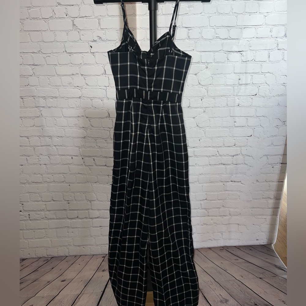 Jumpsuit - Picture 5 of 5